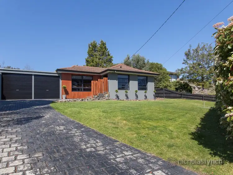 13 St James Crescent, Mount Eliza VIC 3930