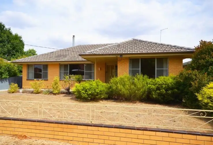 Main view of Homely house listing, 5 Cummins Street, Beaufort VIC 3373