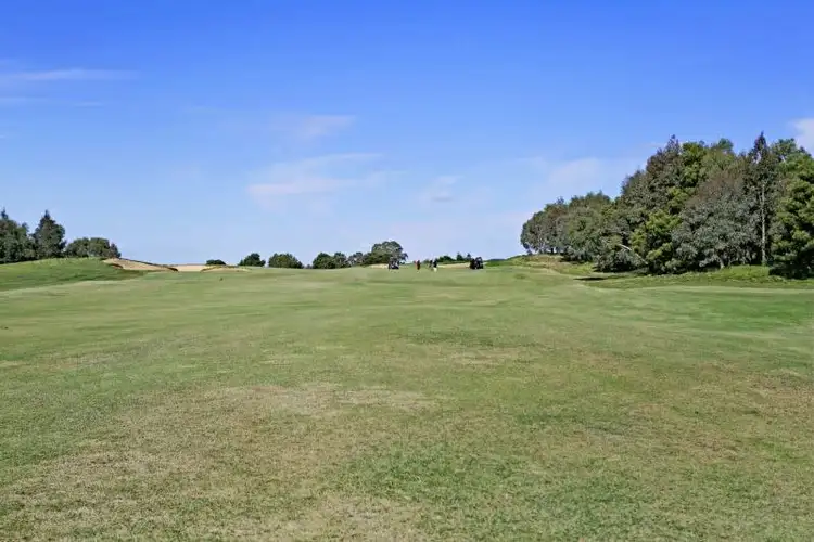 Fifth view of Homely house listing, 2 Corowa Place, Sandhurst VIC 3977