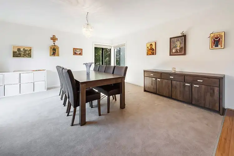 Fifth view of Homely house listing, 1 Lamond Court, Greenvale VIC 3059