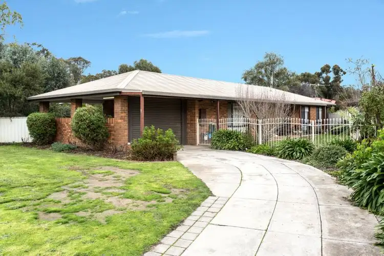 2 Irene Court, Kangaroo Flat VIC 3555