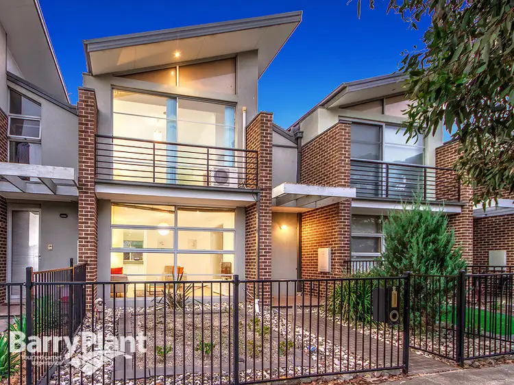 Main view of Homely townhouse listing, 2 Ravenswood Walk, Cairnlea VIC 3023