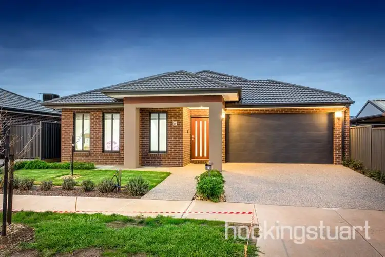 24 Willandra Boulevard, Melton West VIC 3337