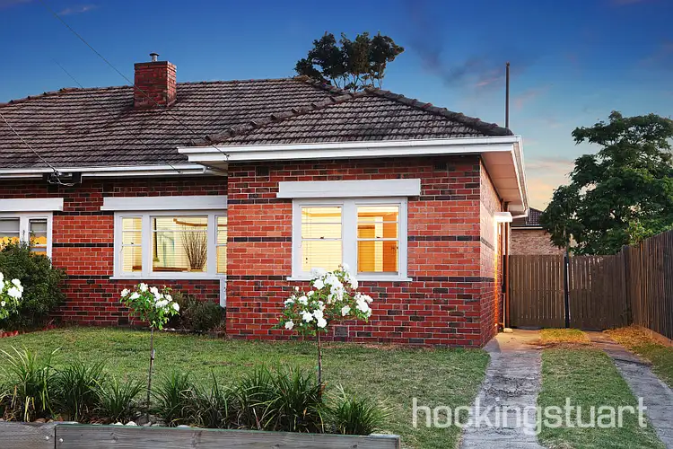 2 Arthur Street, Hughesdale VIC 3166