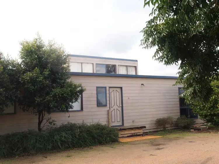 50 Main Road, Lindenow VIC 3865