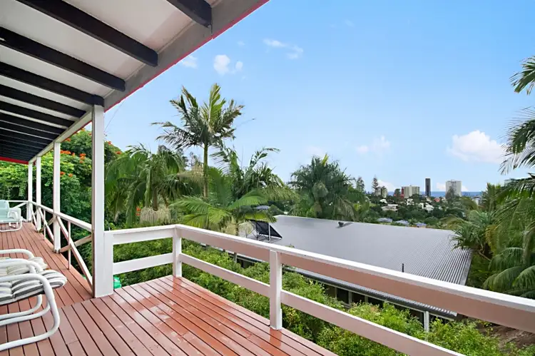 4 Tooloon Street, Coolangatta QLD 4225
