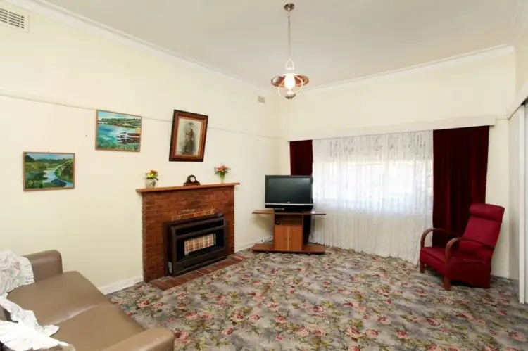 Second view of Homely house listing, 8 Tribe Street, Sunshine VIC 3020
