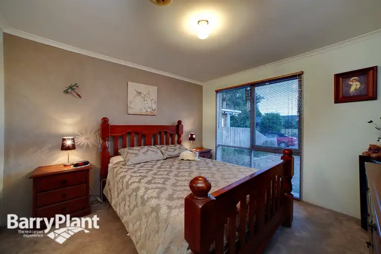 Second view of Homely house listing, 32 Samantha Crescent, Cranbourne North VIC 3977