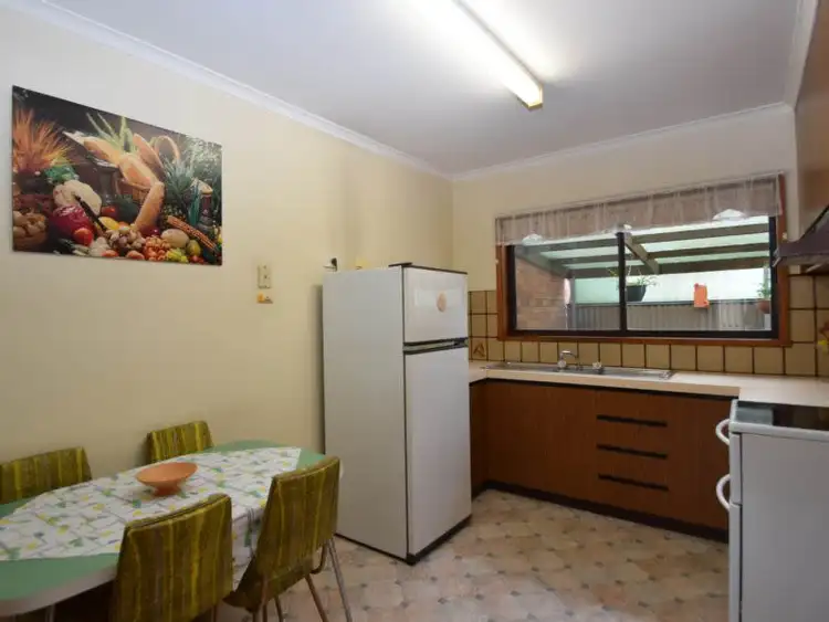 Third view of Homely unit listing, 2/15 Evans Street, Wangaratta VIC 3677