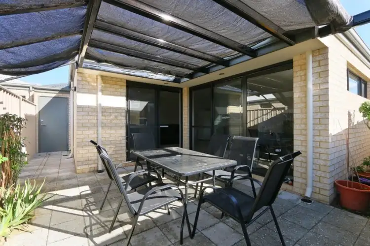 11/2 Twilight Mews, Aubin Grove WA 6164