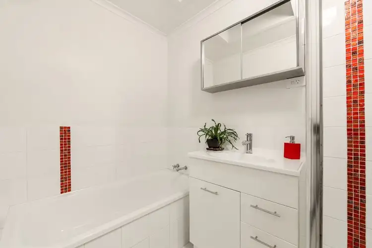 Fifth view of Homely unit listing, 3/16 View Street, Reservoir VIC 3073
