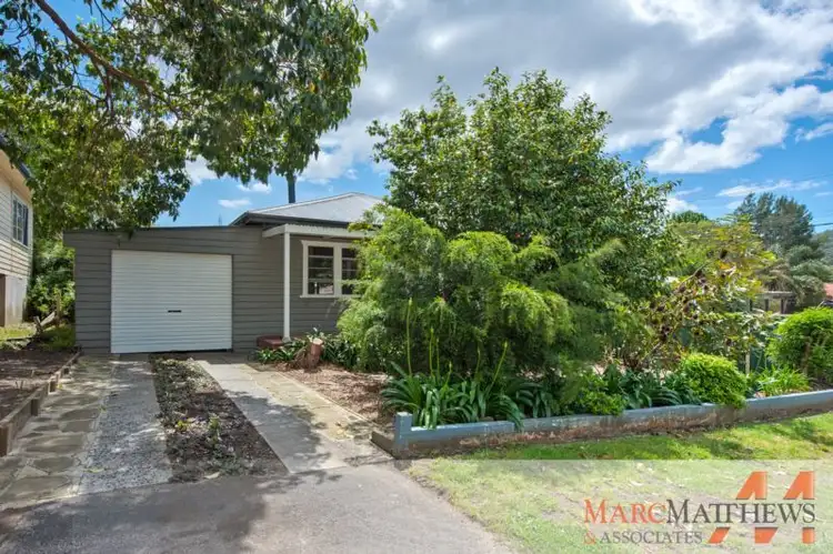 64 Dwyer St, North Gosford NSW 2250