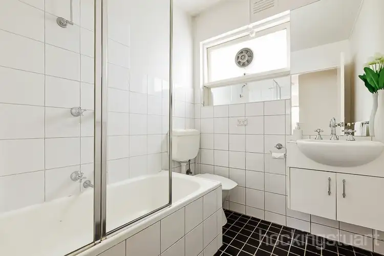 Sixth view of Homely apartment listing, 2/11 Maroona Road, Carnegie VIC 3163