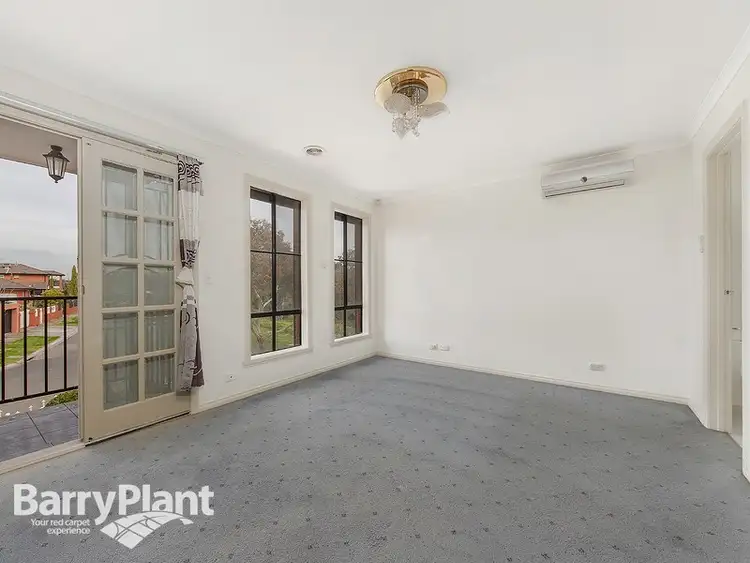 Fifth view of Homely house listing, 31 Moonstone Circuit, St Albans VIC 3021