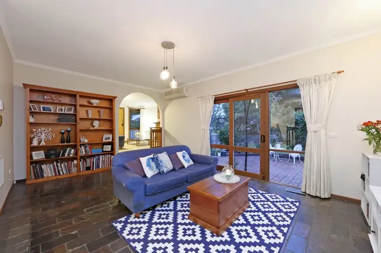 Second view of Homely house listing, 7 Jindalee Close, Rowville VIC 3178