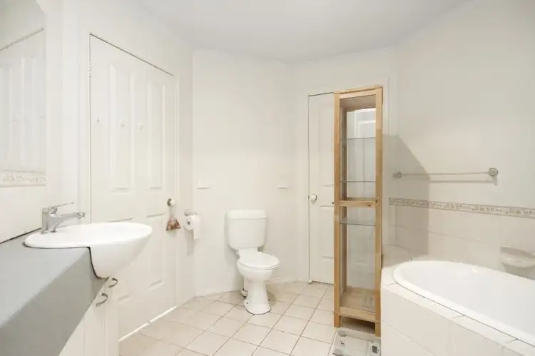Fifth view of Homely unit listing, 3/10 Elwood Street, Notting Hill VIC 3168