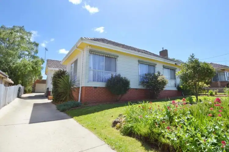 1144 Geelong Road, Mount Clear VIC 3350