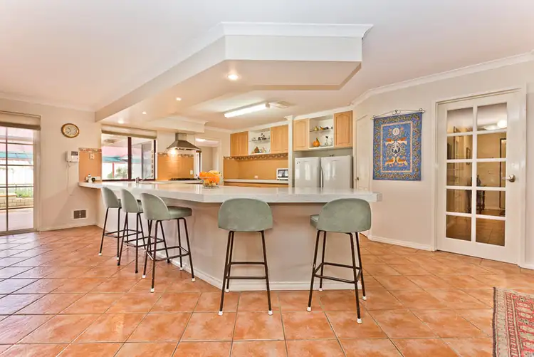 17 Bourke View, Jane Brook WA 6056