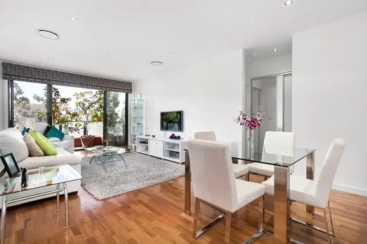 16/107 Whittens Lane, Doncaster VIC 3108