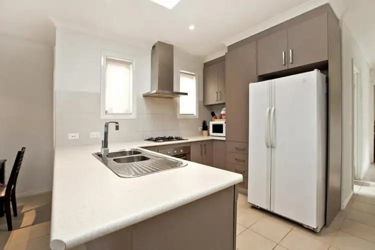 Fifth view of Homely house listing, 2/23 Red Robin Road, Truganina VIC 3029