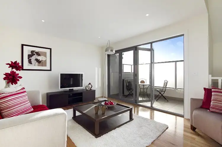 Second view of Homely townhouse listing, 3/490 Station Street, Carrum VIC 3197