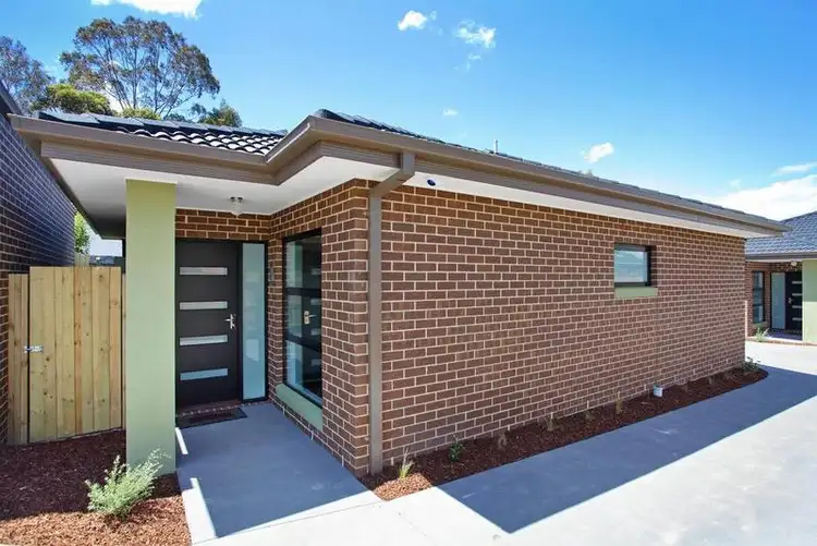 2/16 Brushy Park Road, Wonga Park VIC 3115
