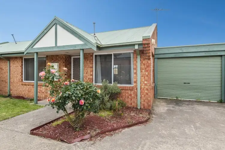 3/27 Murphy Street, Romsey VIC 3434