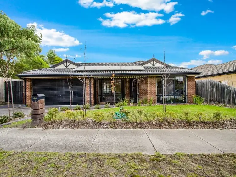 50 Lats Avenue, Carrum Downs VIC 3201