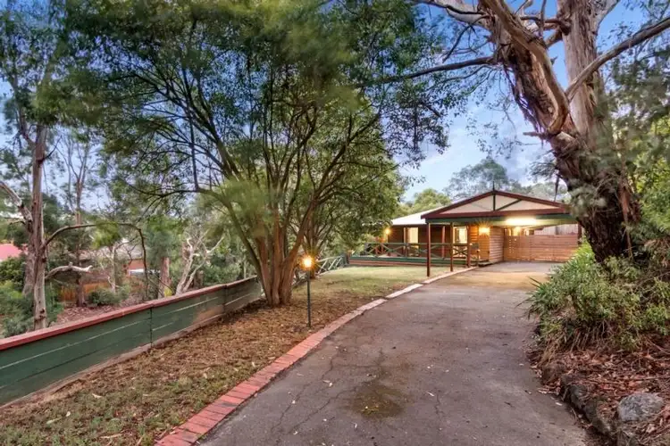 17 Langli Avenue, Warranwood VIC 3134