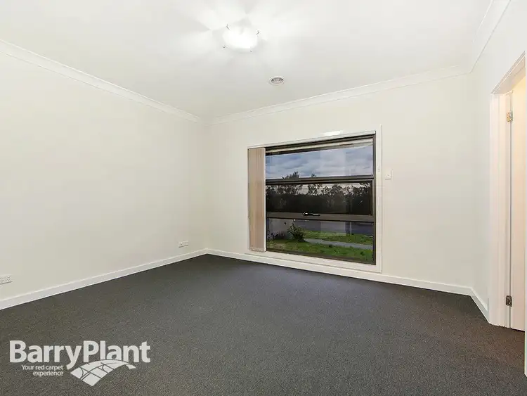 Fifth view of Homely house listing, 28 Grassland Crescent, Cairnlea VIC 3023