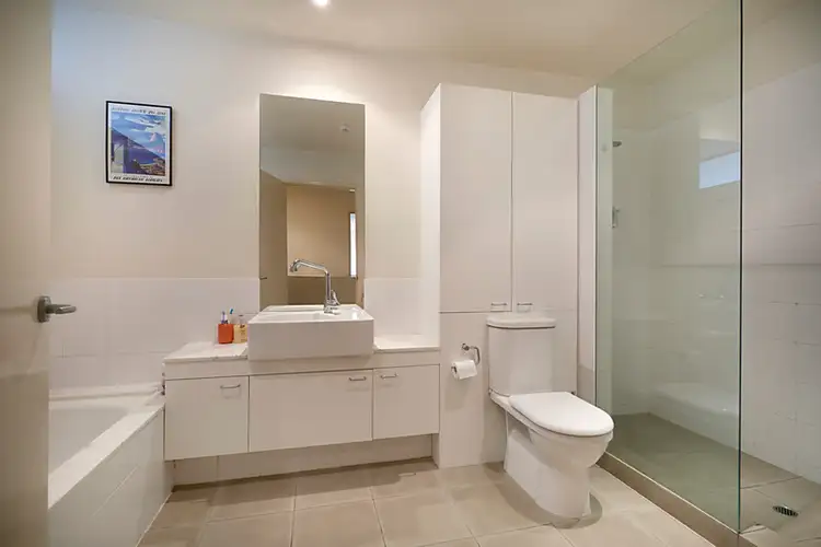 Sixth view of Homely apartment listing, 4/55 Johnston Street, Port Melbourne VIC 3207