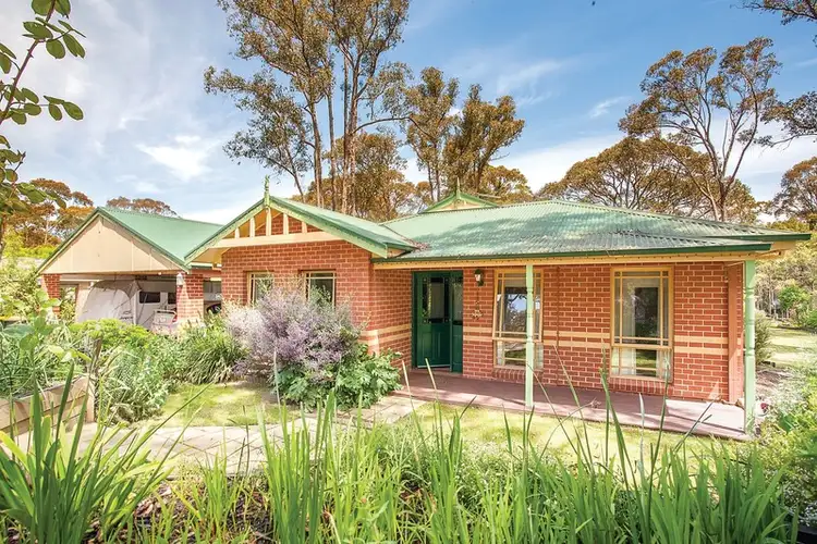 4 Timbertop Drive, Mount Helen VIC 3350