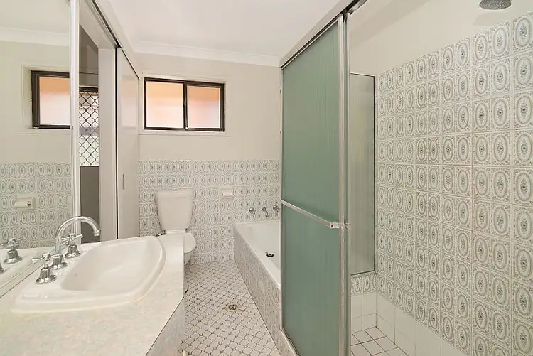 Third view of Homely villa listing, 2/2 Lynch Cres, The Entrance NSW 2261