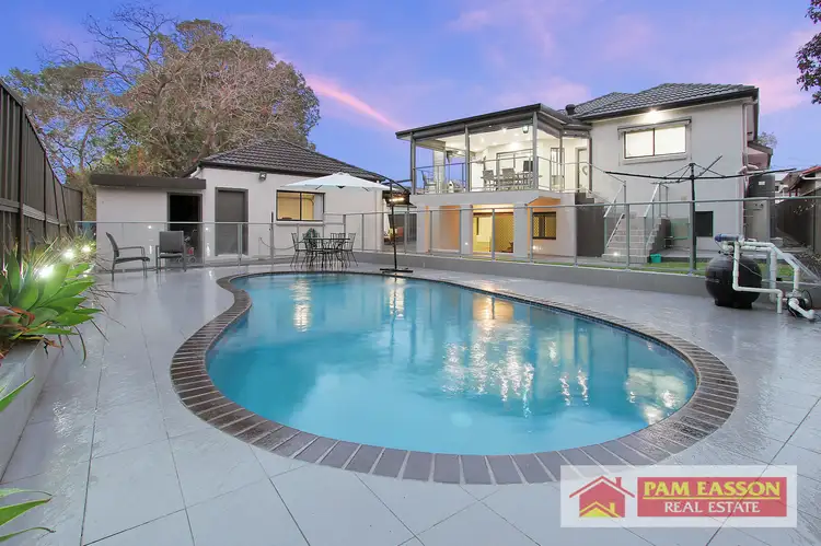 17 Moir Ave, Northmead NSW 2152