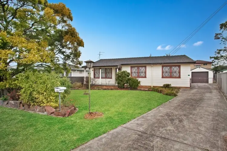 Main view of Homely house listing, 7 Curlew Cres, Woodberry NSW 2322