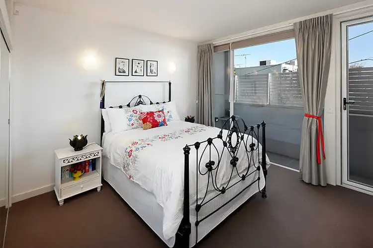 Fifth view of Homely townhouse listing, 2a Esplanade Place, Port Melbourne VIC 3207