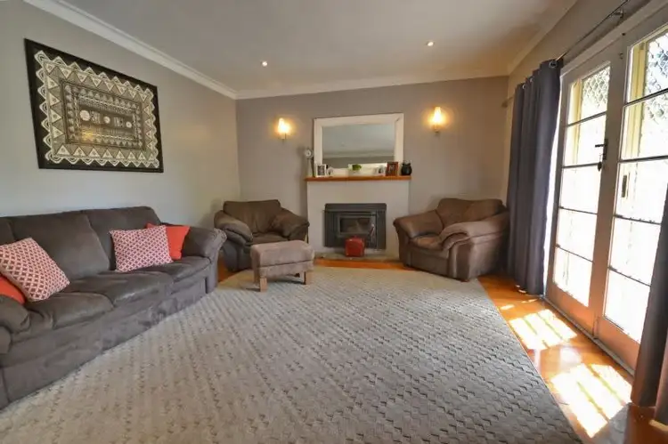 Fifth view of Homely house listing, 10 Malcolm Street, Mansfield VIC 3722