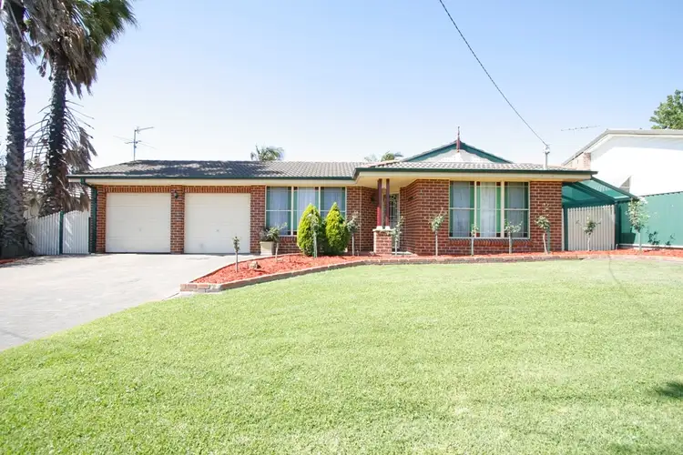 13 Clift Street, Greta NSW 2334