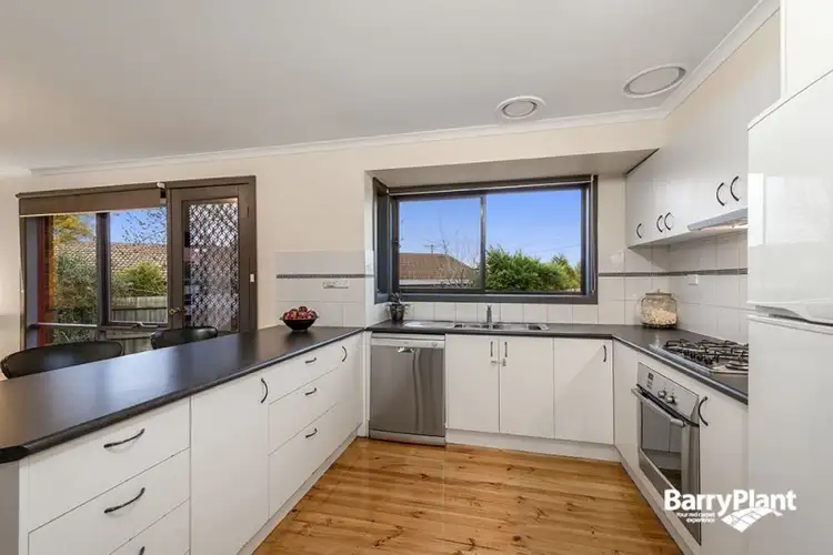 Fifth view of Homely house listing, 1 Merryn Close, Bundoora VIC 3083