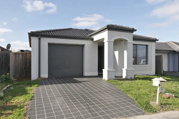 Second view of Homely house listing, 32 Hamish Drive, Tarneit VIC 3029