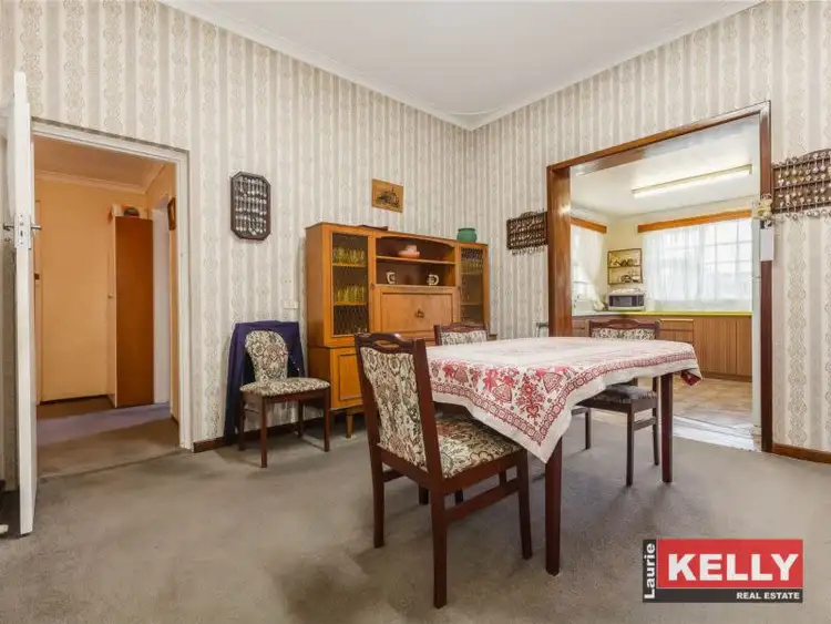 Fifth view of Homely house listing, 211 Scott Street, Cloverdale WA 6105