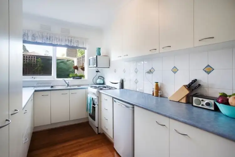 Fourth view of Homely apartment listing, 1/6 Brad Street, Bentleigh East VIC 3165