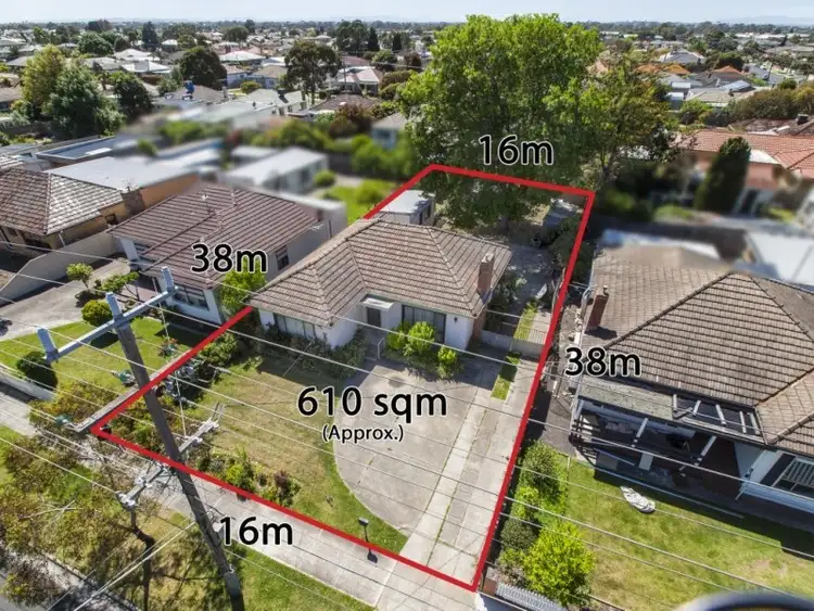 44 West Street (Hadfield), Glenroy VIC 3046