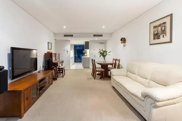 Third view of Homely apartment listing, 4/153 Beach Street, Port Melbourne VIC 3207