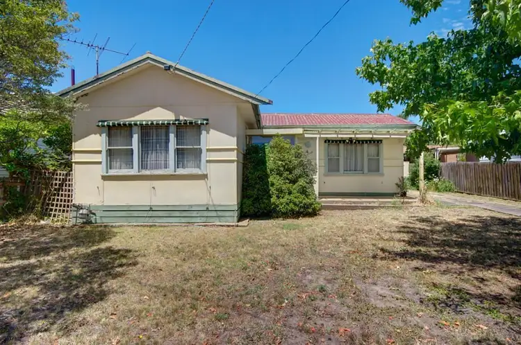 4 Boronia Street, Newcomb VIC 3219
