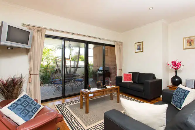 Seventh view of Homely house listing, 25 Tasman Court, Mildura VIC 3500