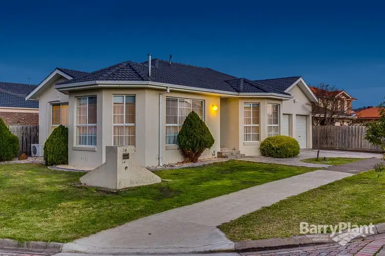 1/6 Proctor Crescent, Keilor Downs VIC 3038