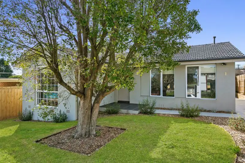 Main view of Homely unit listing, 1/42 Golconda Avenue, Frankston VIC 3199