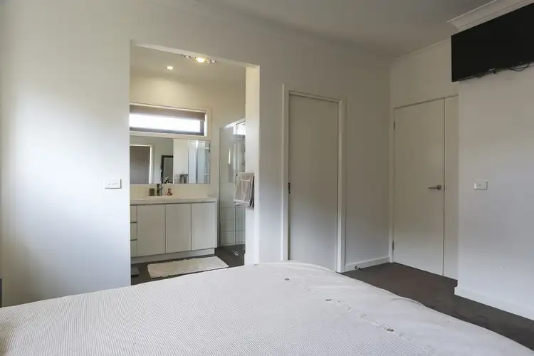 Fourth view of Homely house listing, 13 Marlo Court, Strathdale VIC 3550
