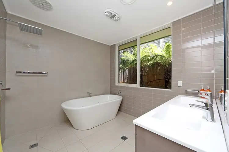 Fourth view of Homely house listing, 2 Louise Court, Lysterfield VIC 3156